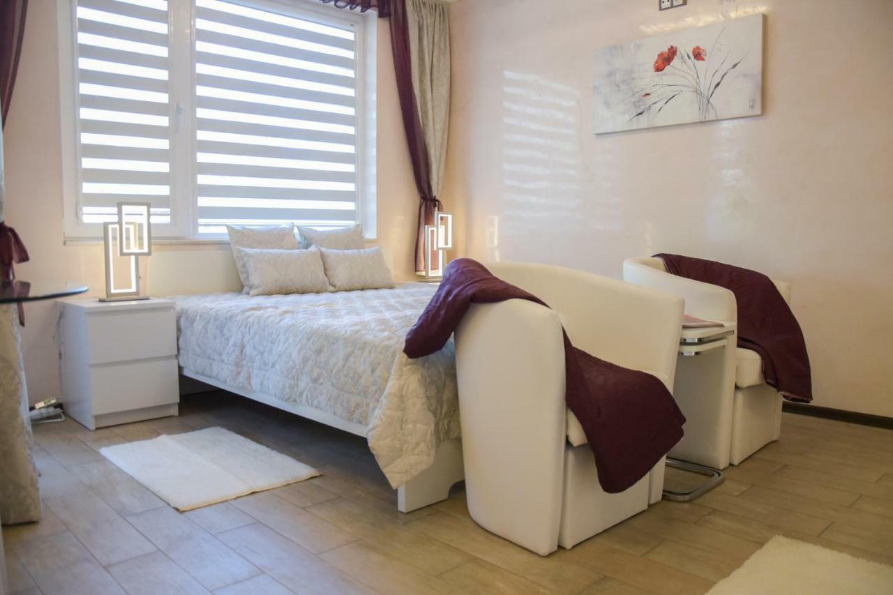 Derelli Deluxe And Derelli Adorable Apartments София Екстериор снимка