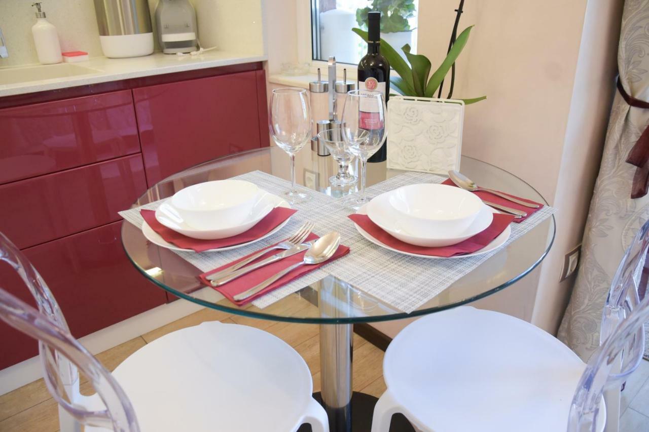 Derelli Deluxe And Derelli Adorable Apartments София Екстериор снимка